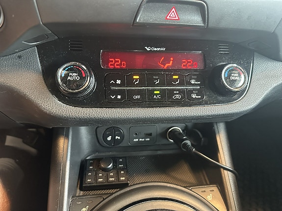 Kia Sportage 12 of 27