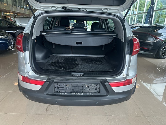 Kia Sportage 10 of 27