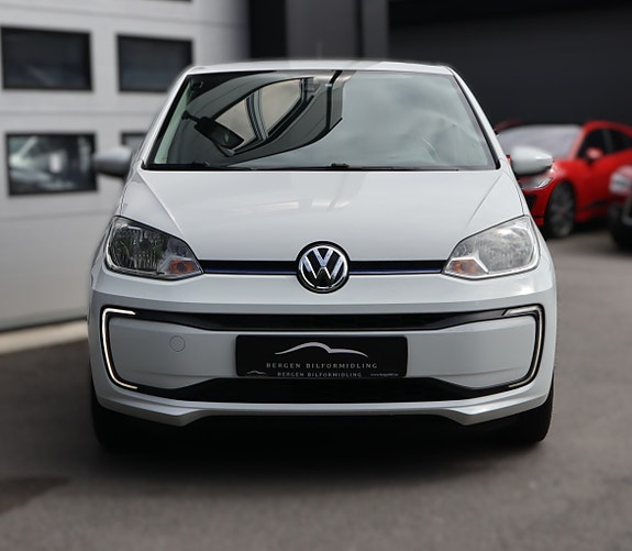 Volkswagen UP! 5 of 17