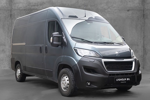Peugeot Boxer 2 of 12