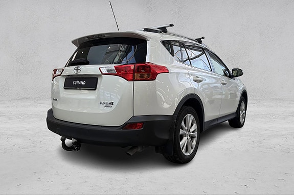 Toyota RAV4 5 of 5