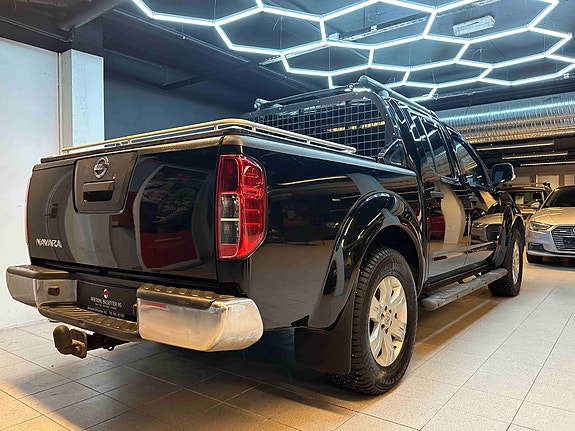 Nissan Navara 9 of 30