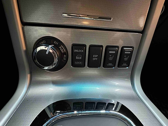 Nissan Navara 27 of 30