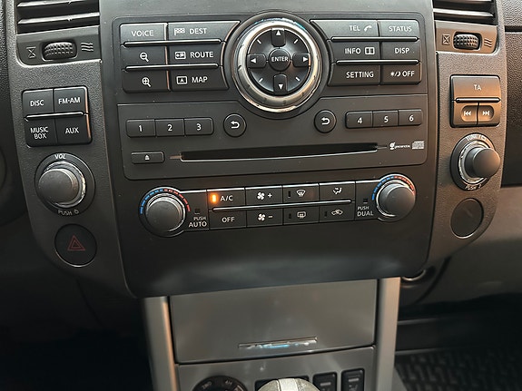 Nissan Navara 20 of 30