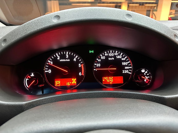 Nissan Navara 14 of 30