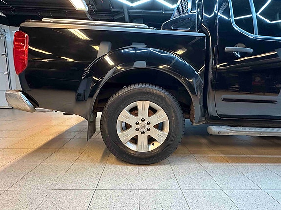 Nissan Navara 10 of 30