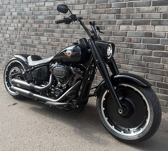 Harley-Davidson FLFBS Fat Boy 114 4 of 5