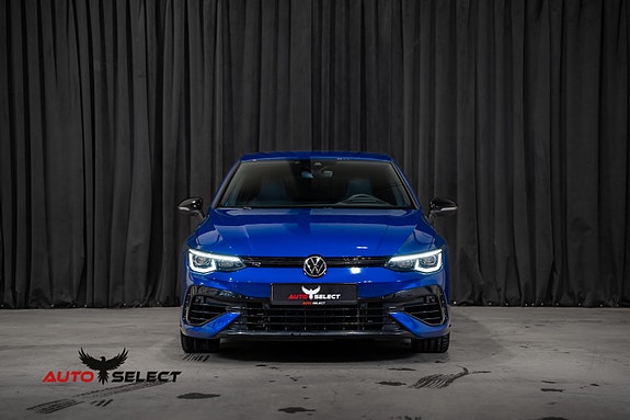 Volkswagen Golf VIII 5 of 5