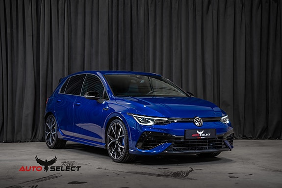 Volkswagen Golf VIII 4 of 5