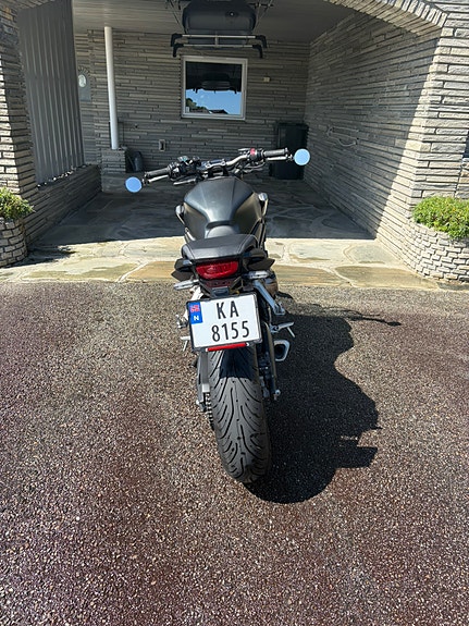 Honda CBR 650 R 6 of 11