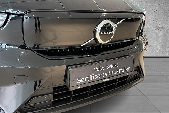 Volvo C40 4 of 5