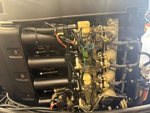 2002 Mercury F 90 ELPT 4-takt påhengsmotor 6 of 11