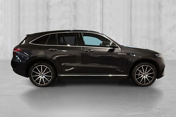 Mercedes-Benz EQC400 8 of 21