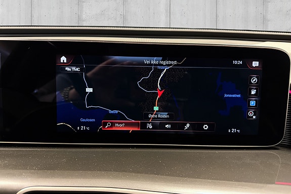 Mercedes-Benz EQC400 17 of 23