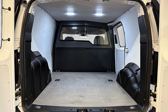 Volkswagen Caddy 14 of 22