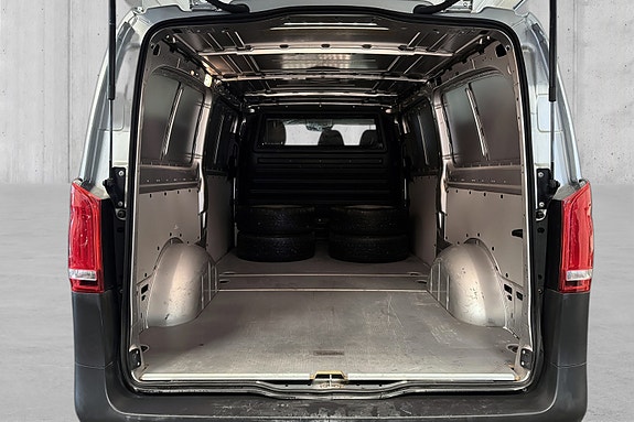 Mercedes-Benz Vito 9 of 21