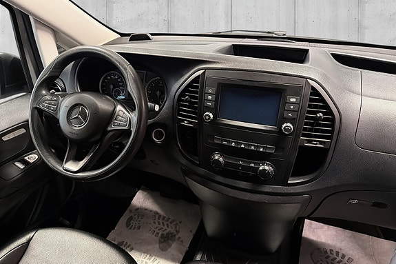 Mercedes-Benz Vito 10 of 21