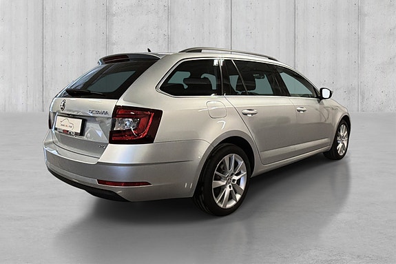 Skoda Octavia 7 of 23