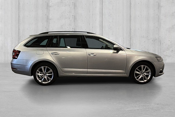 Skoda Octavia 8 of 23