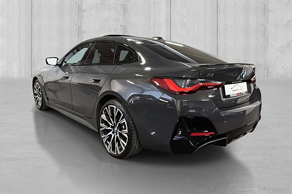 BMW i4 5 of 26