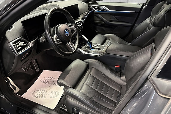 BMW i4 11 of 26