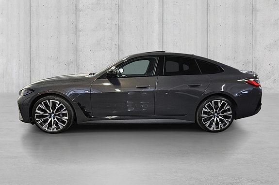 BMW i4 4 of 26