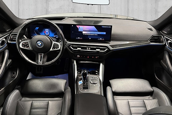 BMW i4 10 of 26