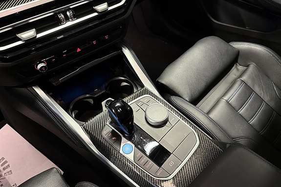 BMW i4 21 of 26