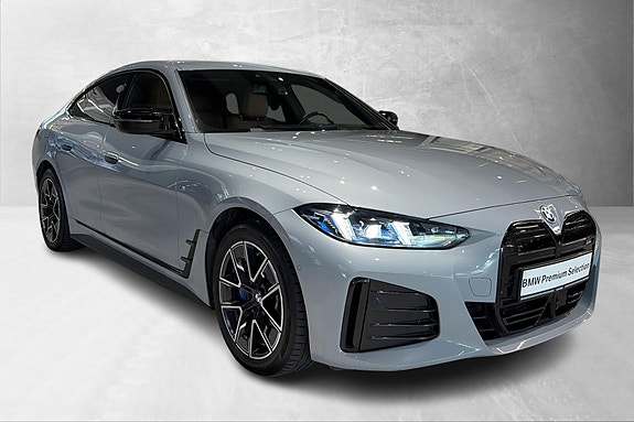 BMW i4 22 of 23