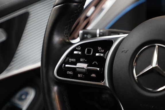 Mercedes-Benz EQC400 19 of 30