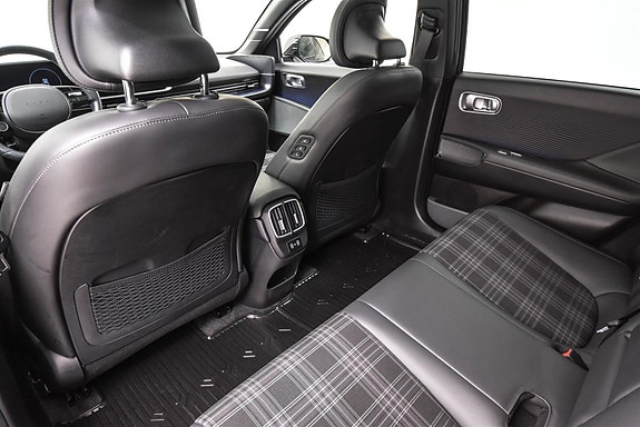 Hyundai Ioniq 6 18 of 30