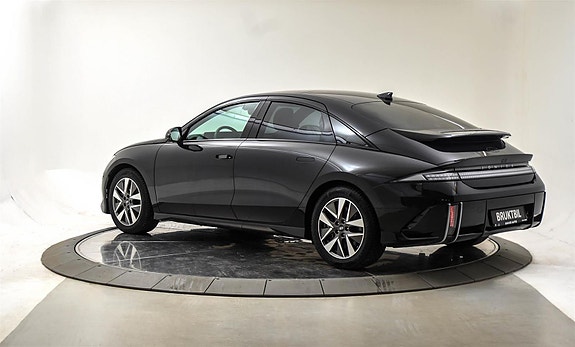 Hyundai Ioniq 6 3 of 30