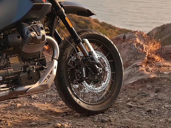 Moto Guzzi V85TT TRAVEL E5+ NYHET! PÅ LAGER! 4 of 4