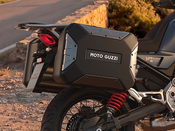 Moto Guzzi V85TT TRAVEL E5+ NYHET! PÅ LAGER! 3 of 4