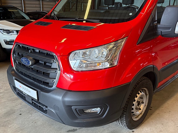 Ford Transit 2 of 5