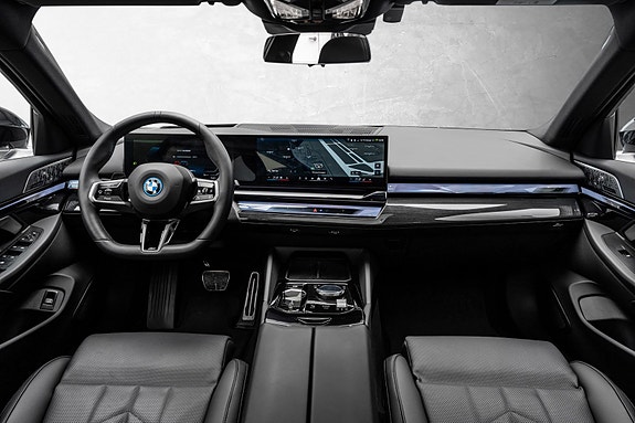 BMW i5 17 of 30