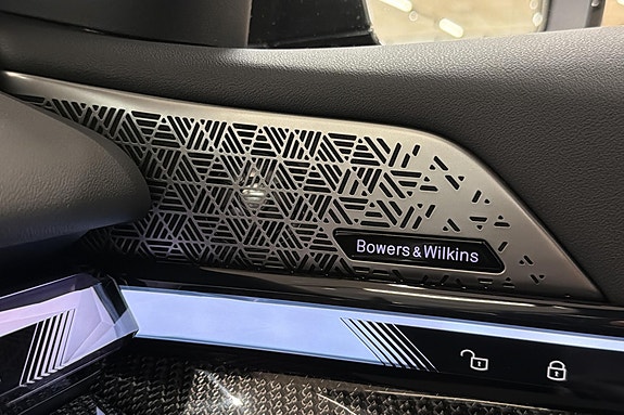 BMW i5 23 of 29