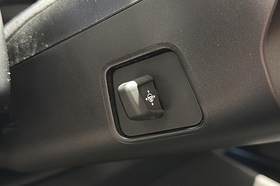 BMW i5 28 of 29