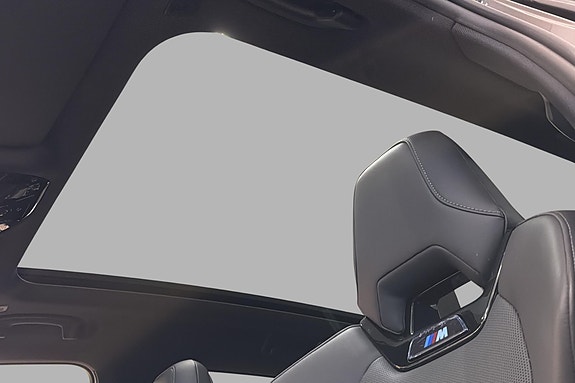 BMW i5 25 of 29
