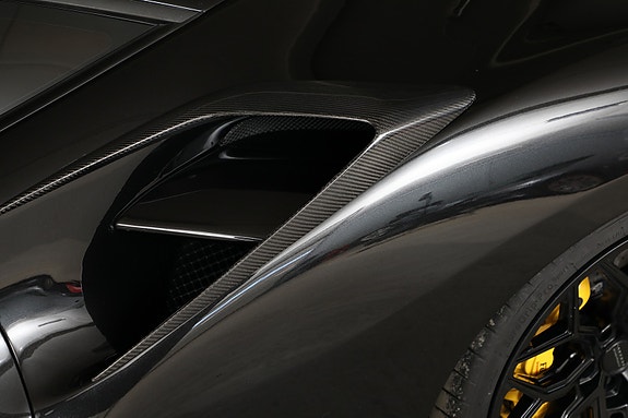 Ferrari 488 GTB 11 of 30
