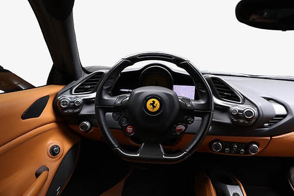 Ferrari 488 GTB 22 of 30