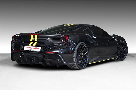 Ferrari 488 GTB 4 of 5