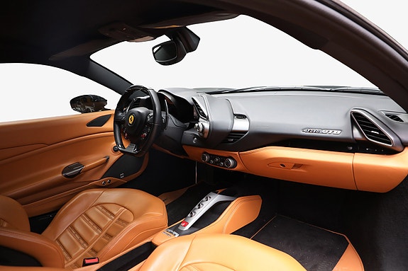Ferrari 488 GTB 25 of 30