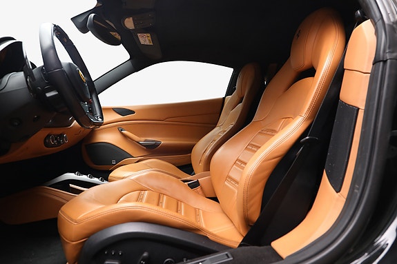 Ferrari 488 GTB 21 of 30