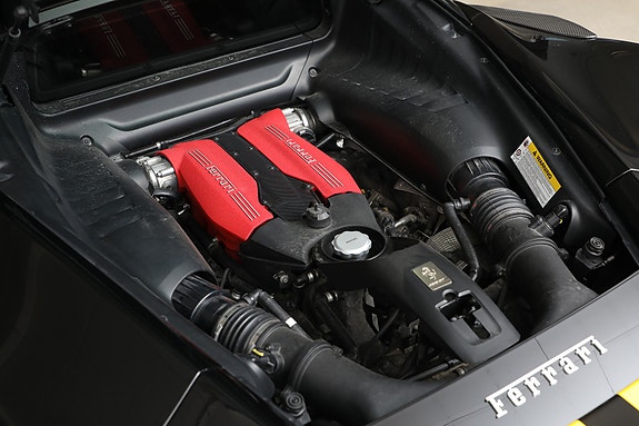 Ferrari 488 GTB 14 of 30