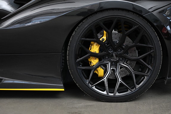Ferrari 488 GTB 10 of 30