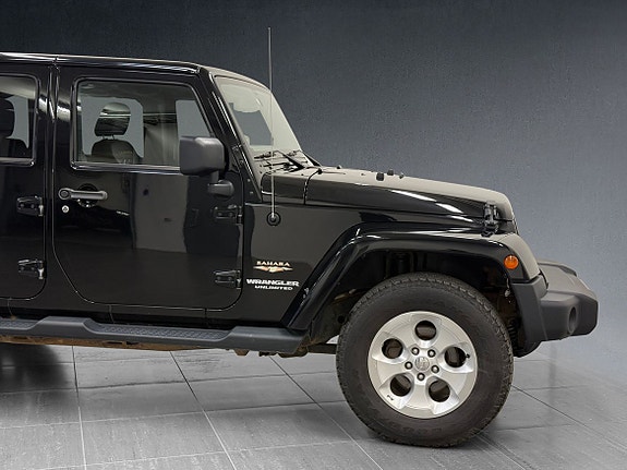 Jeep Wrangler 9 of 30