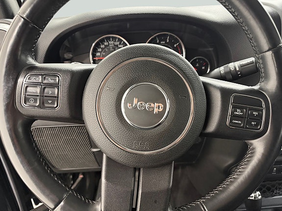 Jeep Wrangler 20 of 30