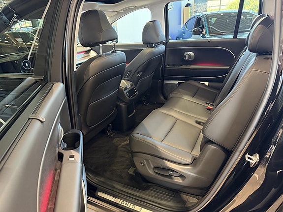 Hyundai Ioniq 9 8 of 17