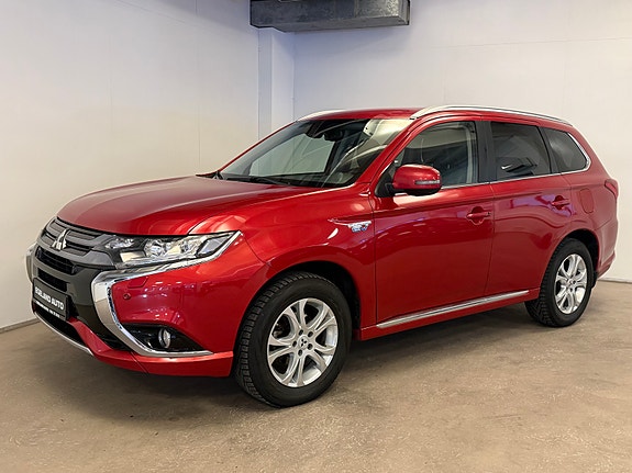Mitsubishi Outlander 2 of 30